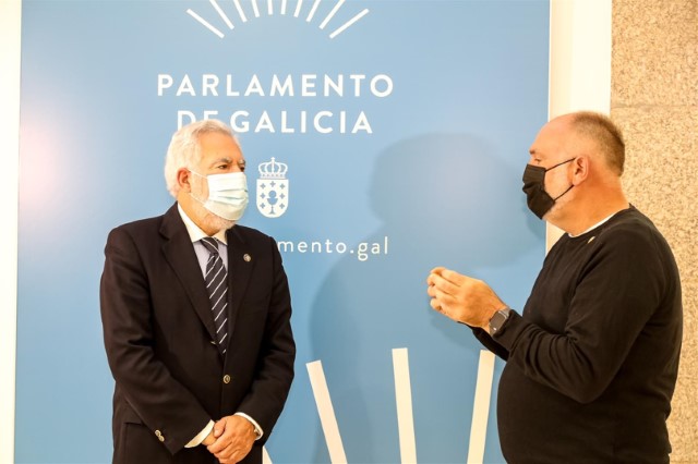 Santalices agradece o apoio de José Andrés á campaña de menús solidarios de Nadal impulsada polo Parlamento e a Xunta con produtos Mercaproximidade